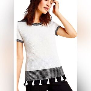 ANTHROPOLOGIE knit sweater tassel top 🖤🤍 NWOT